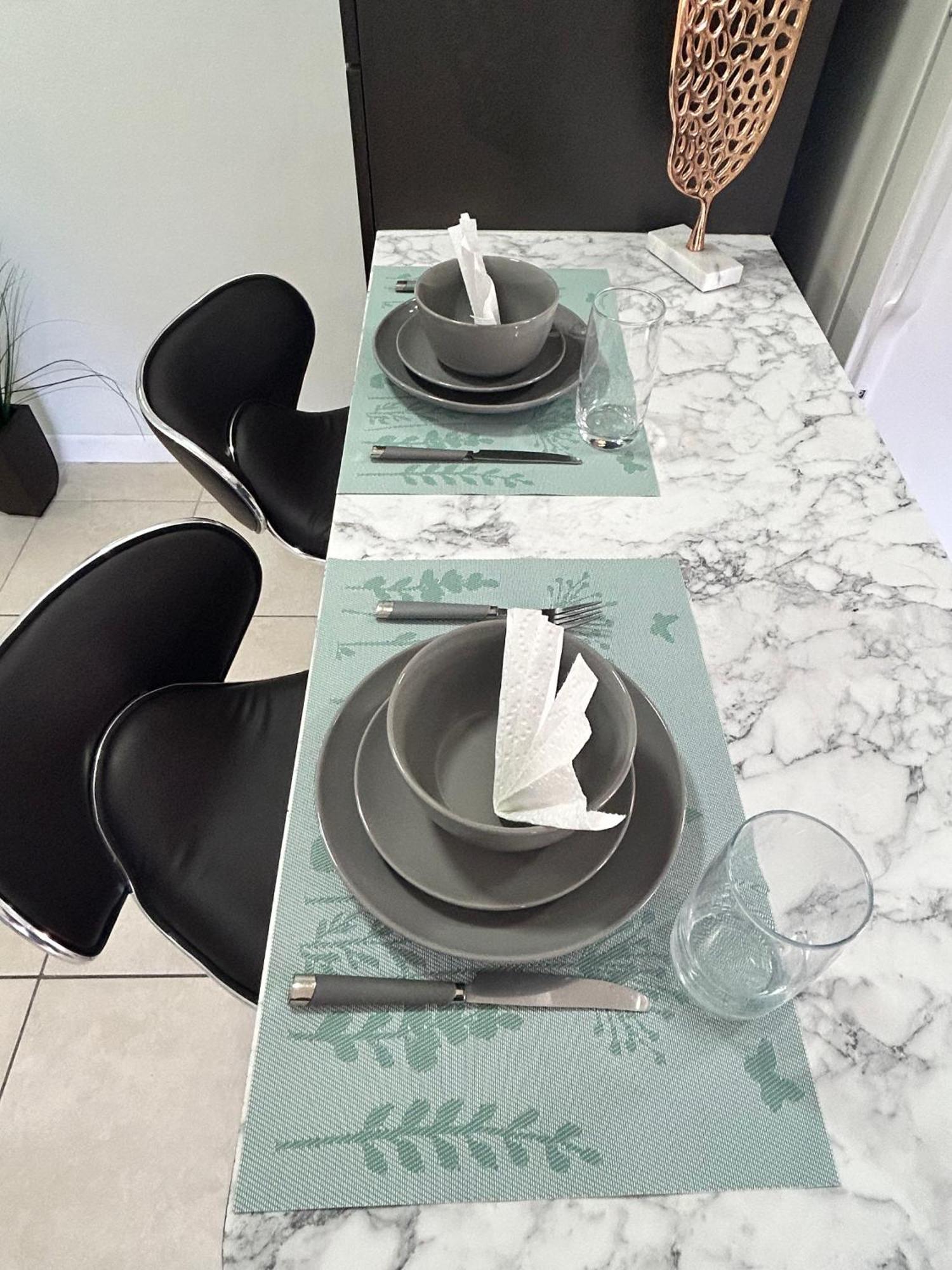 Apartment In Hollywood Close To Shops & Beach 110 Экстерьер фото